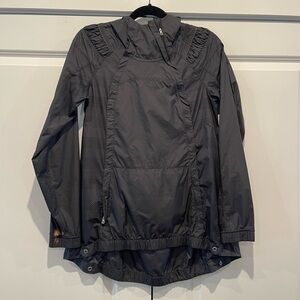 Lululemon Wind Breaker Size 4 Black